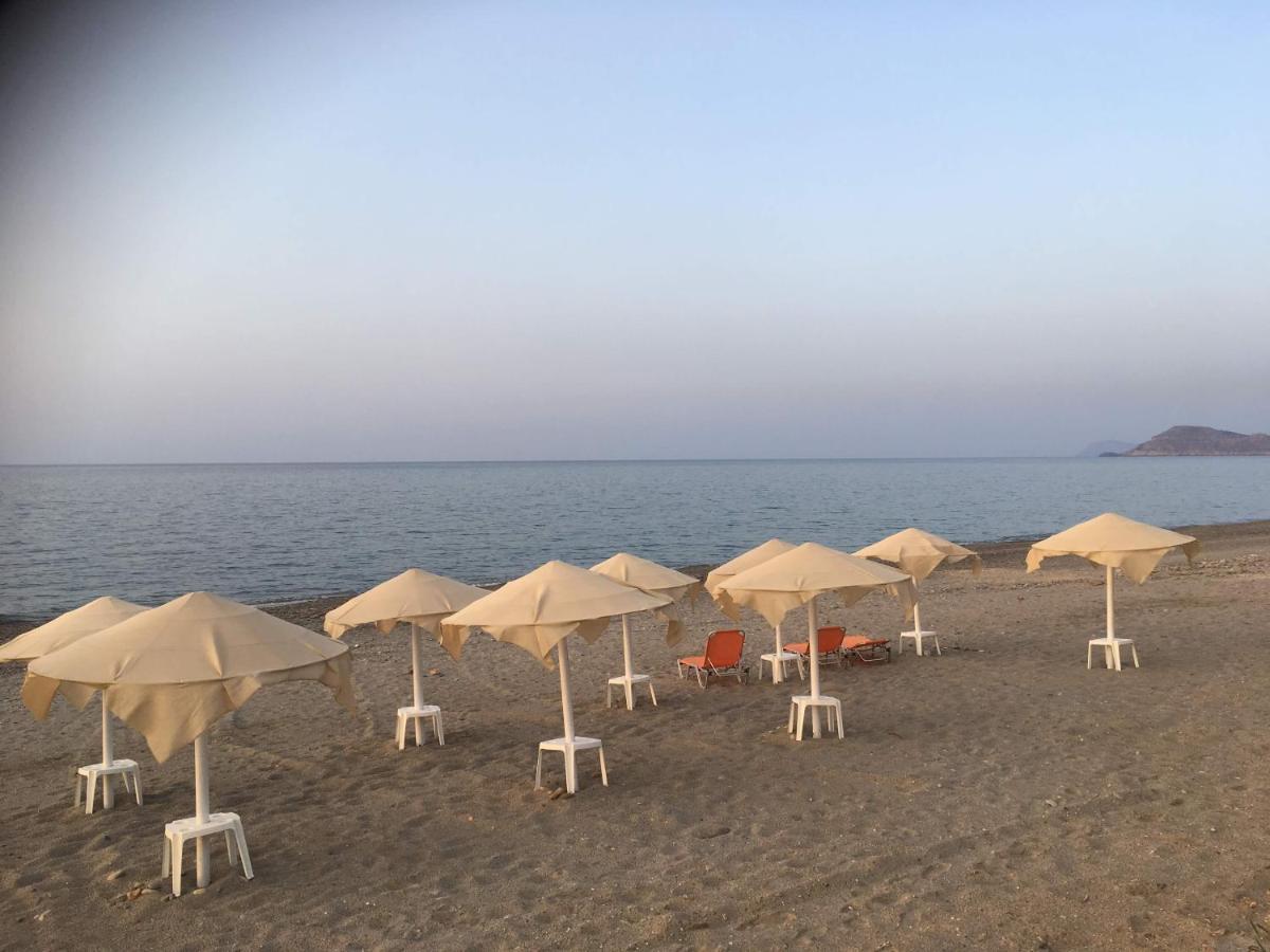 Stellar Beachhouse Gerani  Екстериор снимка